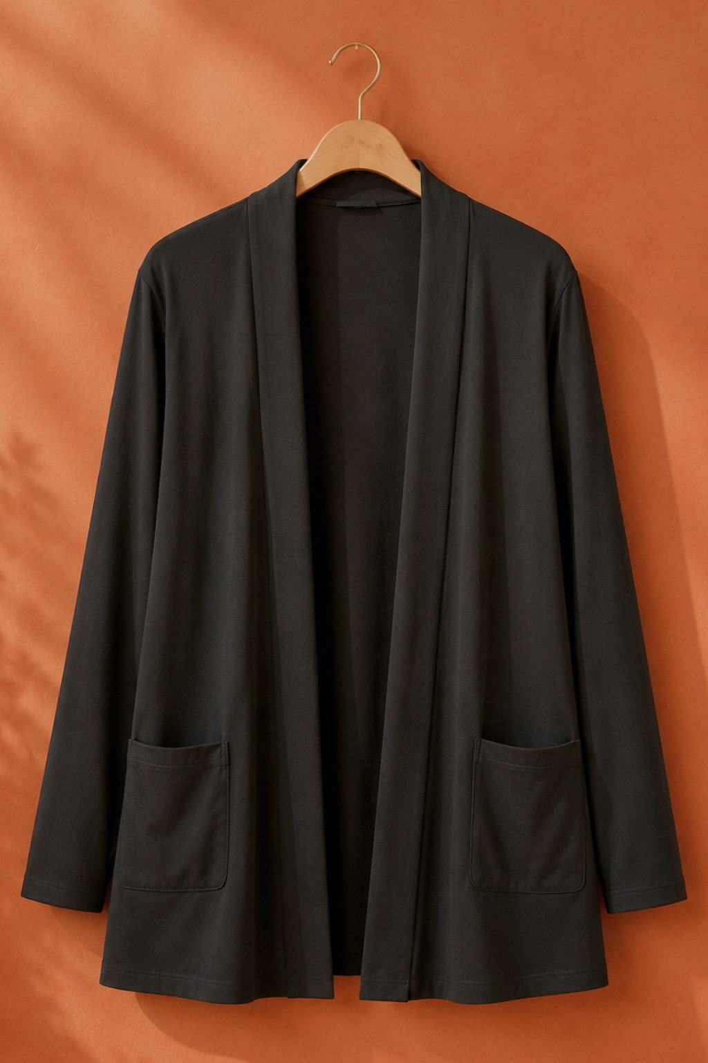 Gilet long grande taille noir ouvert avec poches