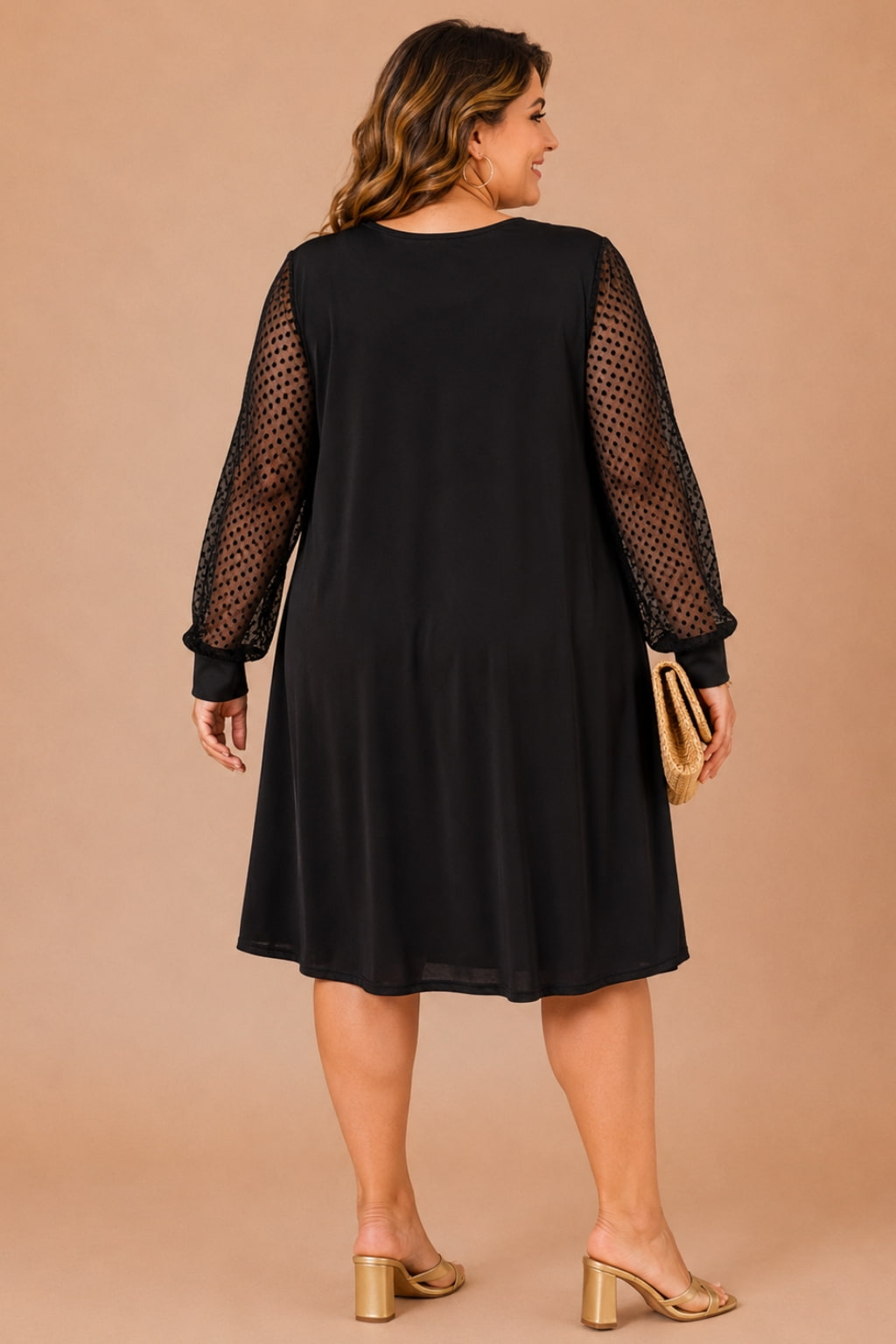 Robe noire grande taille manches tulle plumetis