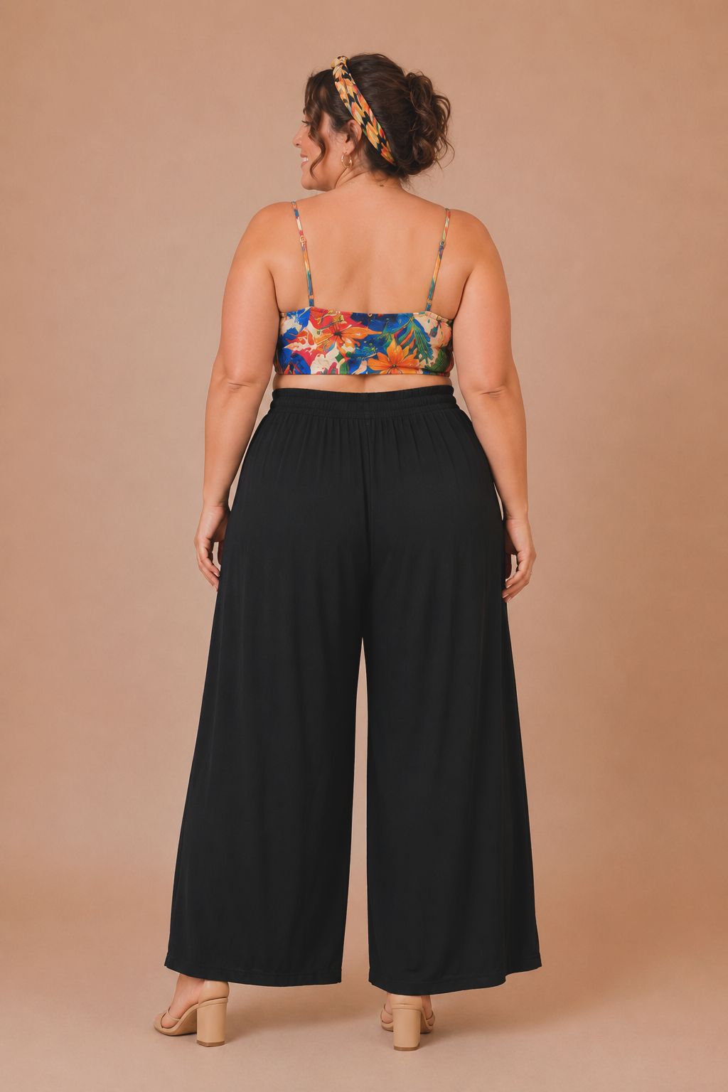Pantalon palazzo grande taille fluide taille élastiquée