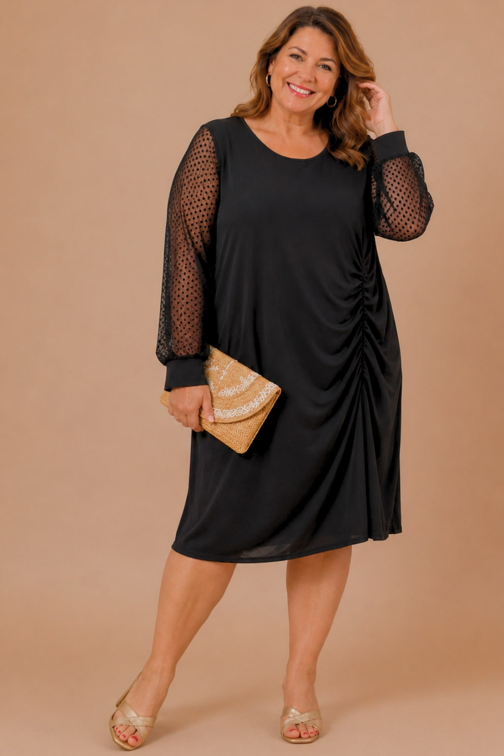 Robe noire grande taille manches tulle plumetis
