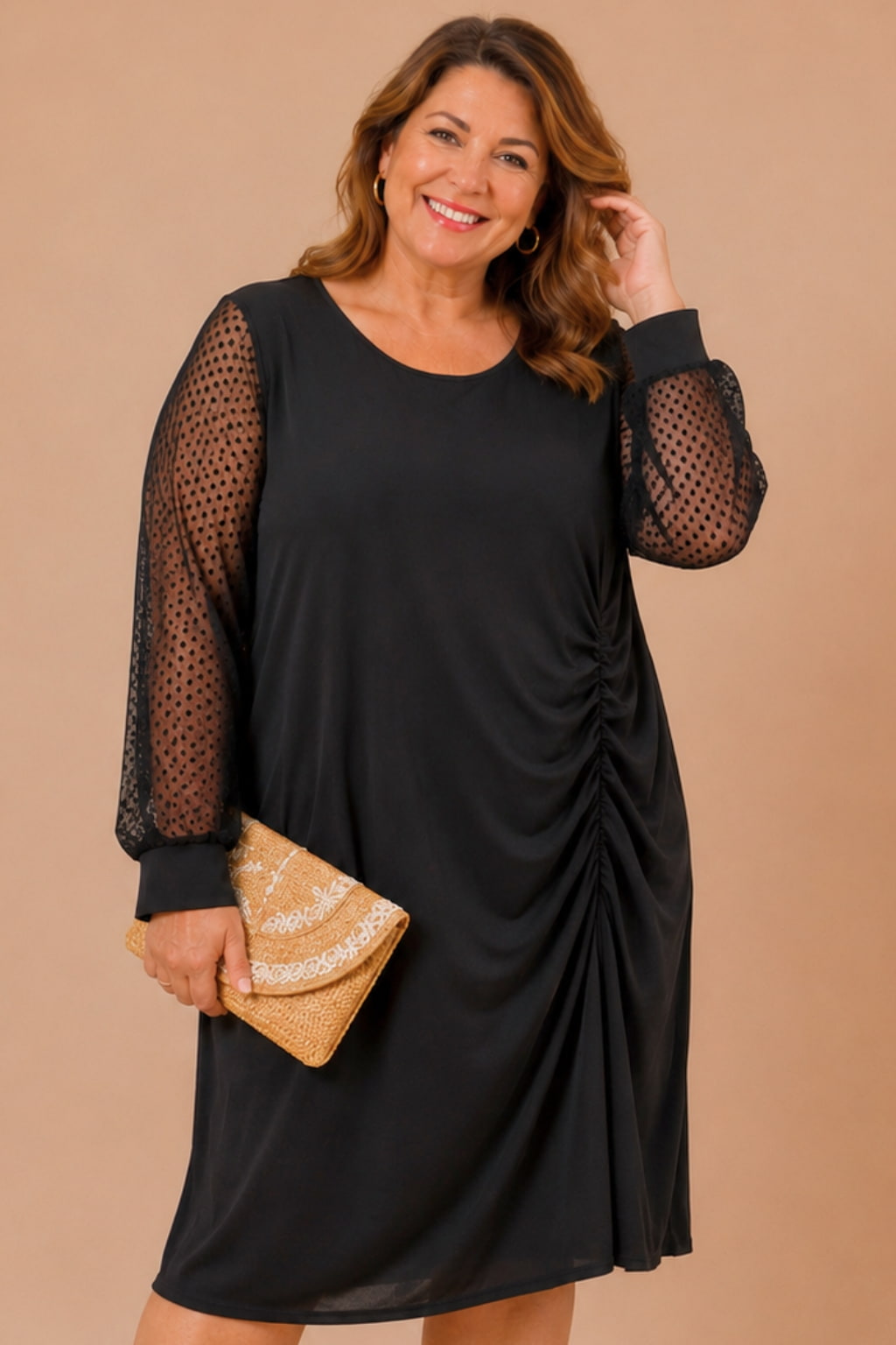 Robe noire grande taille manches tulle plumetis