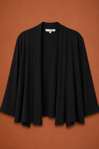 Veste fluide grande taille noire, col châle et manches 3/4