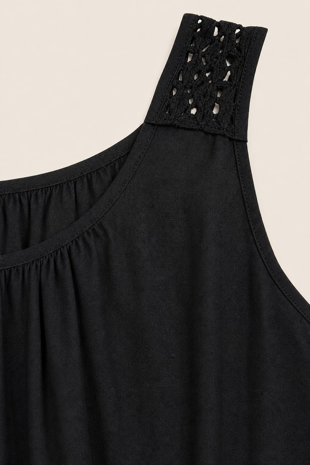 Débardeur grande taille coton-lin col rond froncé dos crochet ajouré rosace coupe droite