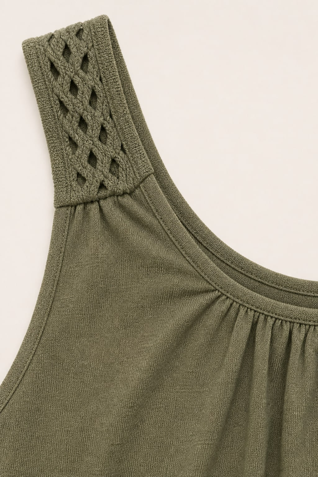 Débardeur grande taille coton-lin col rond froncé dos crochet ajouré rosace coupe droite