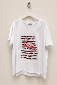T-shirt grande taille col V imprimé flamant graphique manches courtes coupe droite