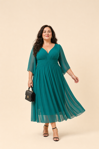 Robe longue grande taille évasée à jupe plissée doublée et manches longues, coupe fluide élégante