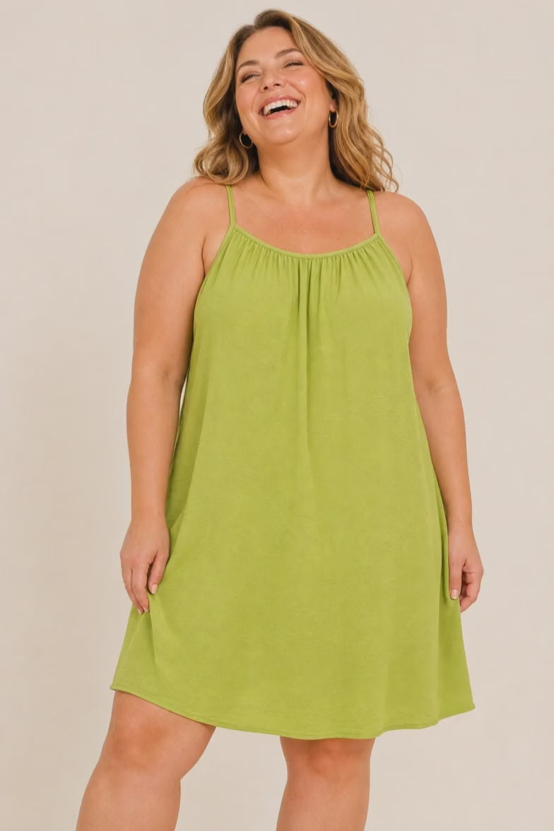 Vidéo mannequin vêtement femme grande taille