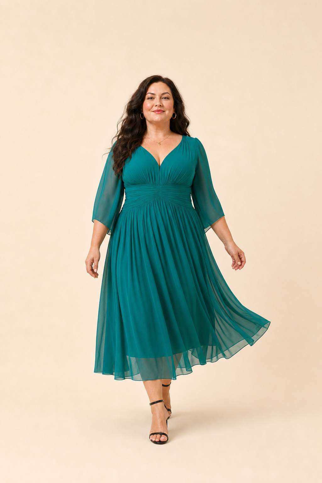 Robe longue grande taille évasée à jupe plissée doublée et manches longues, coupe fluide élégante