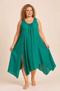 Robe grande taille longue évasée sans manches encolure ronde froncée boutons décoratifs ourlet asymétrique